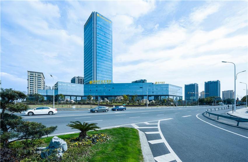 Haili New Century Grand Hotel Haiyan Hajjan Kültér fotó
